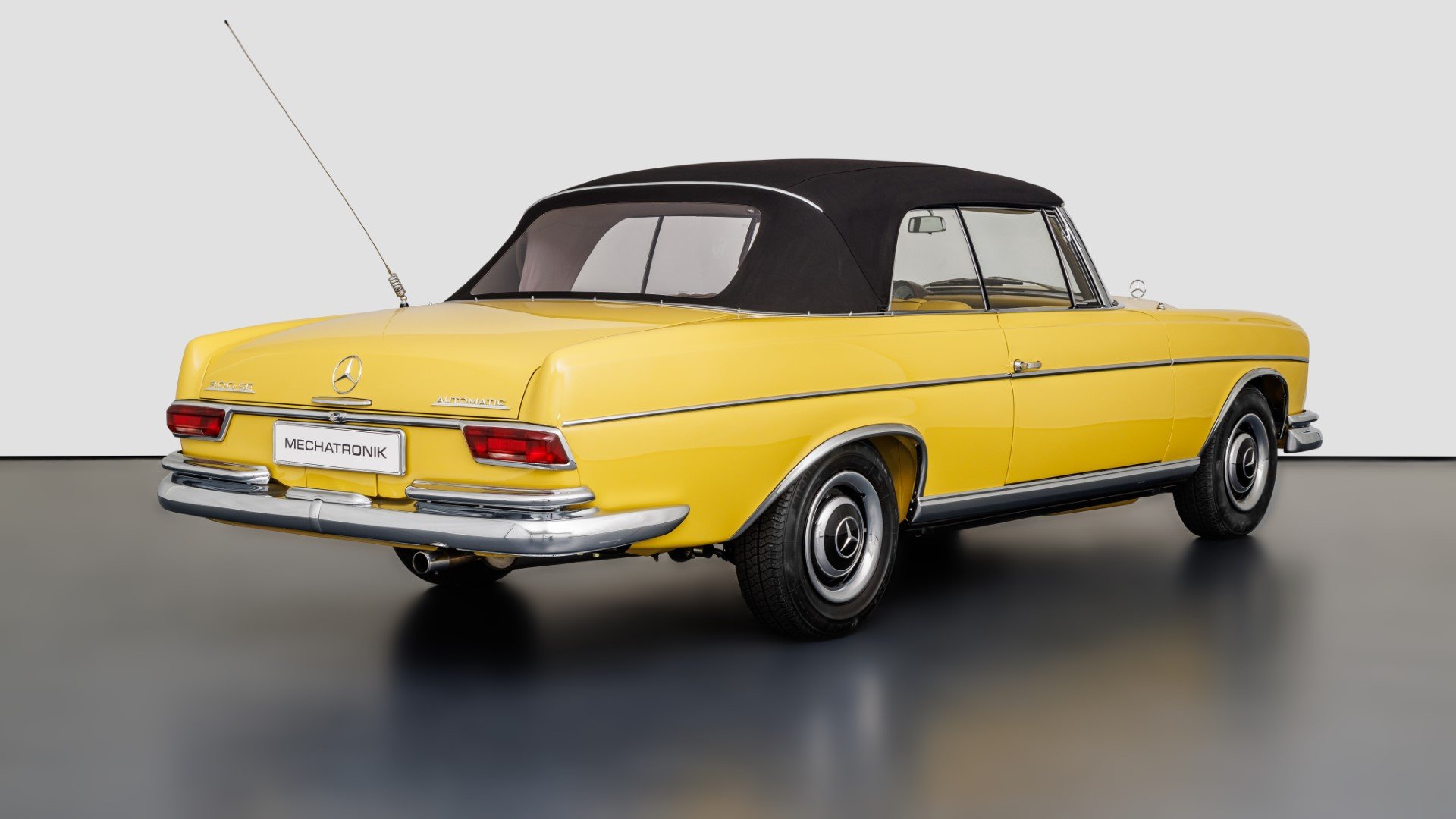 1962 Mercedes-Benz S-Class W111/112 - W112 300 SE Cabriolet, foto 4