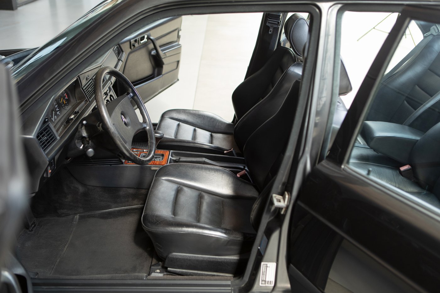 1989 Mercedes-Benz 190, foto 9