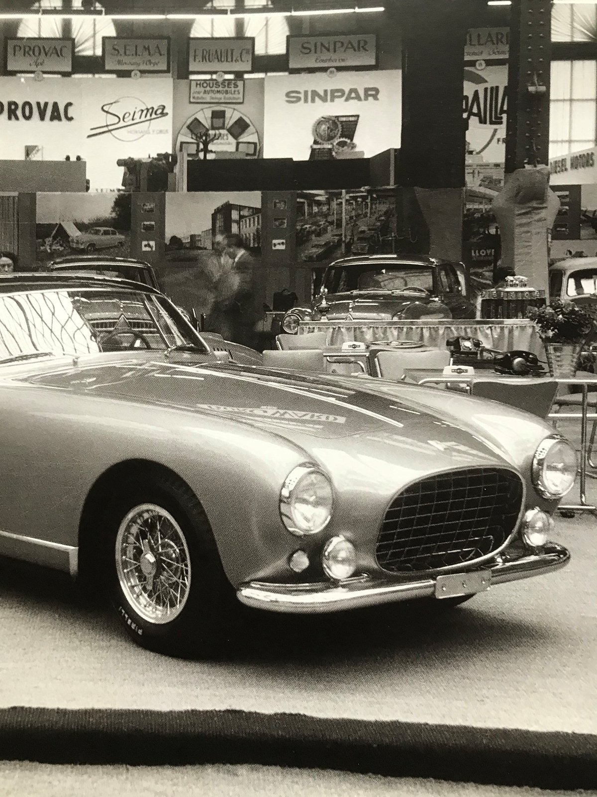 1954 Ferrari 250 - Europa - PARIS MOTOR SHOW 1954 - ONE OF TWO LOW ROOF EUROPA - FERRARI CLASSICHE RED BOOK, foto 3