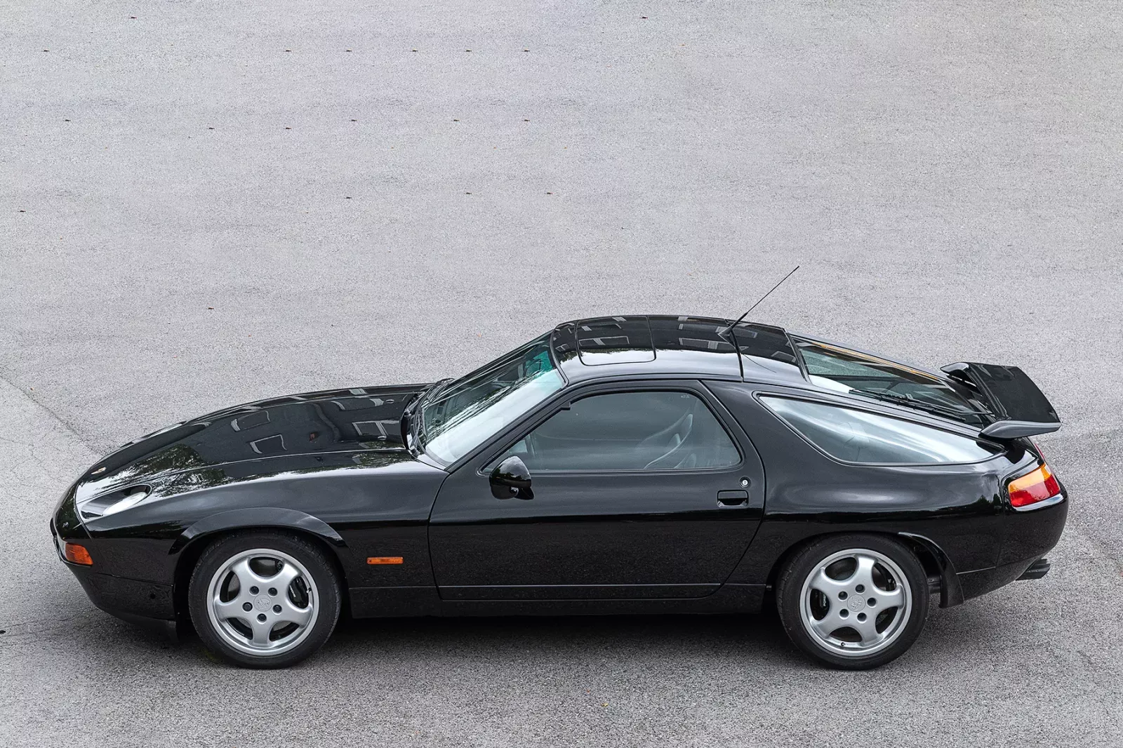 1992 Porsche 928, foto 3