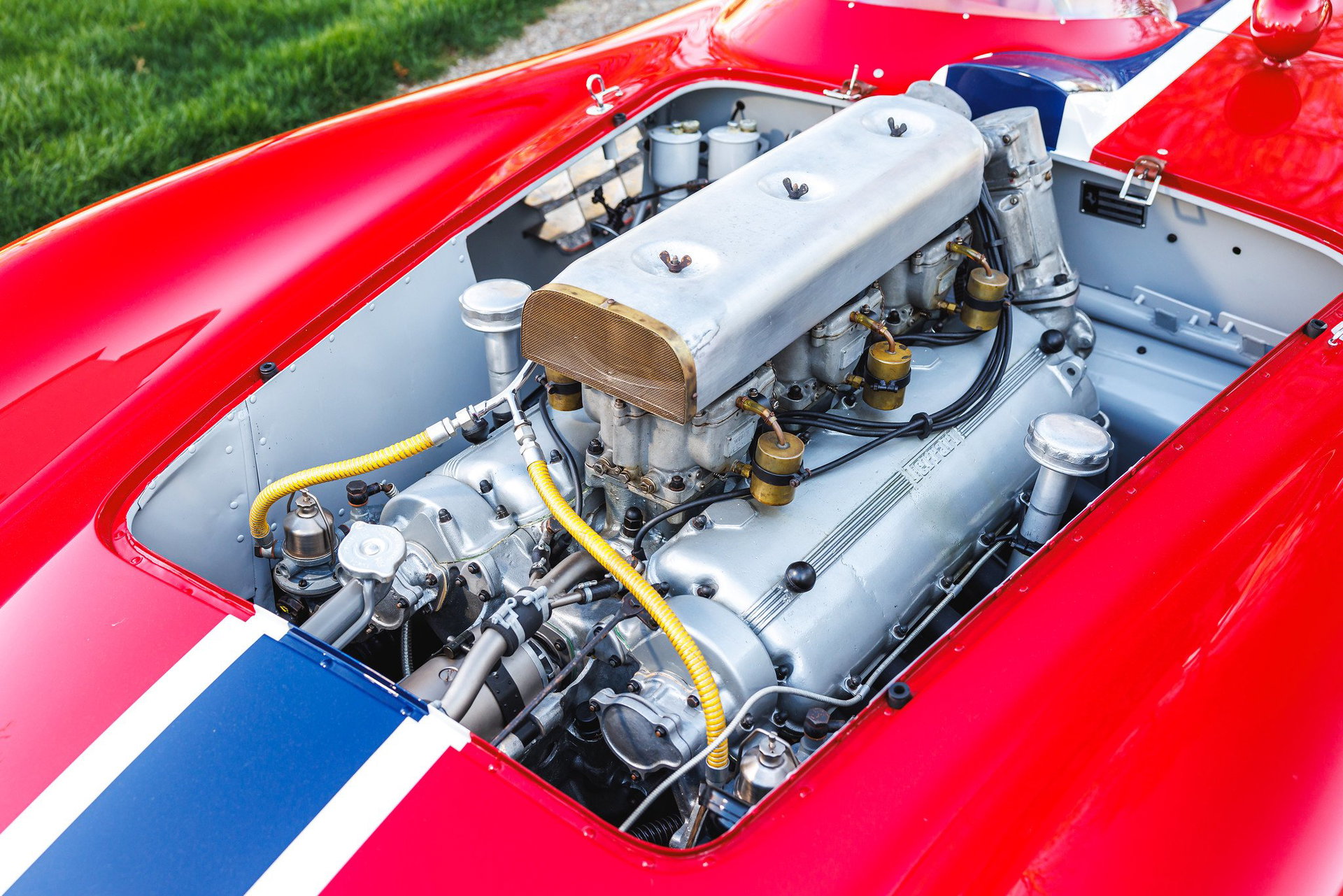 1955 Ferrari 410 Sport - 410 Sport Scaglietti spyder | in-period racing history with Carroll Shelby | marque specialist restored, foto 8