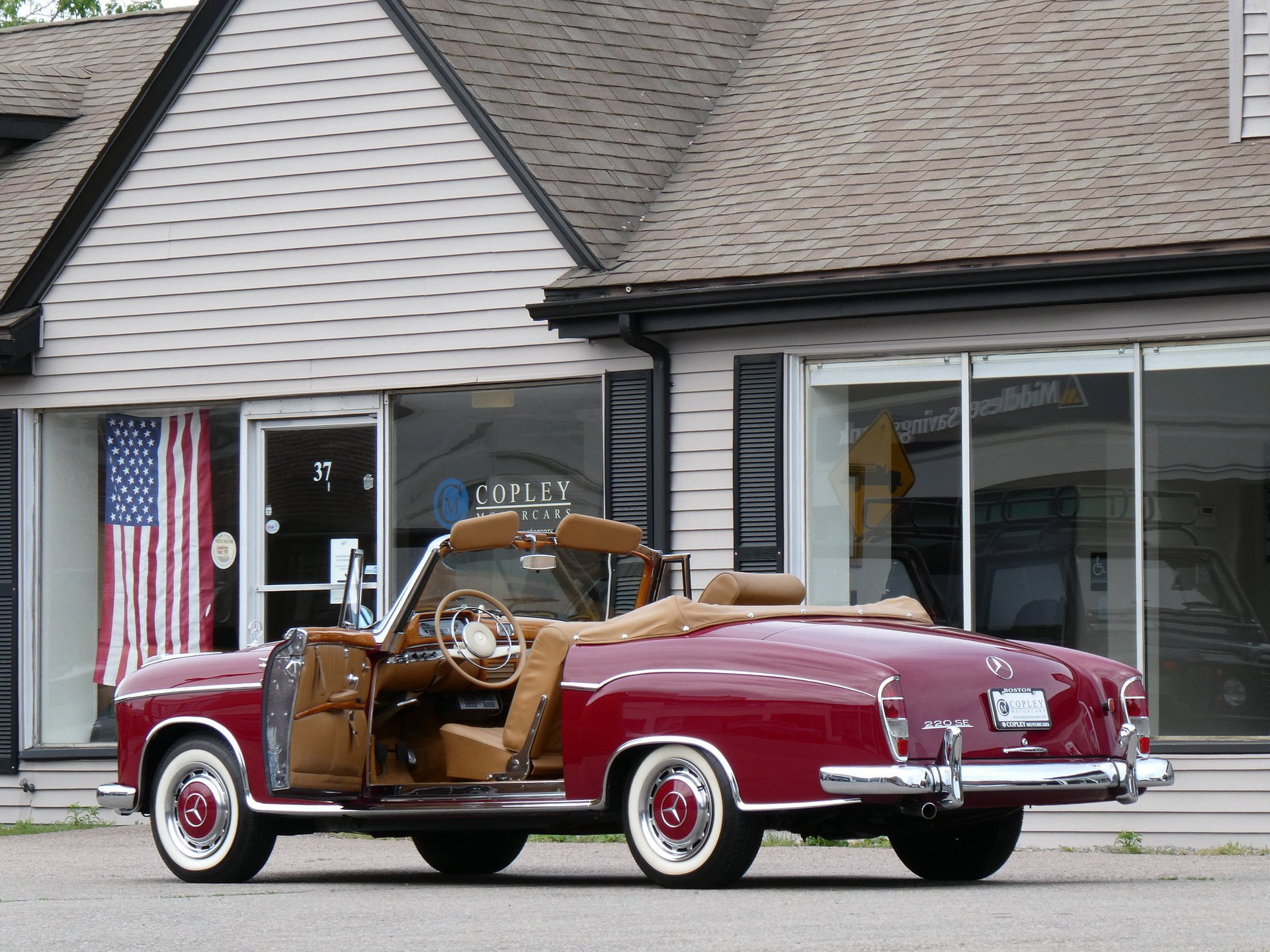 1960 Mercedes-Benz 220 - 220SE Ponton cabriolet | matching numbers original engine | wonderful older restoration | 4 speed manual | original USA delivery, foto 4