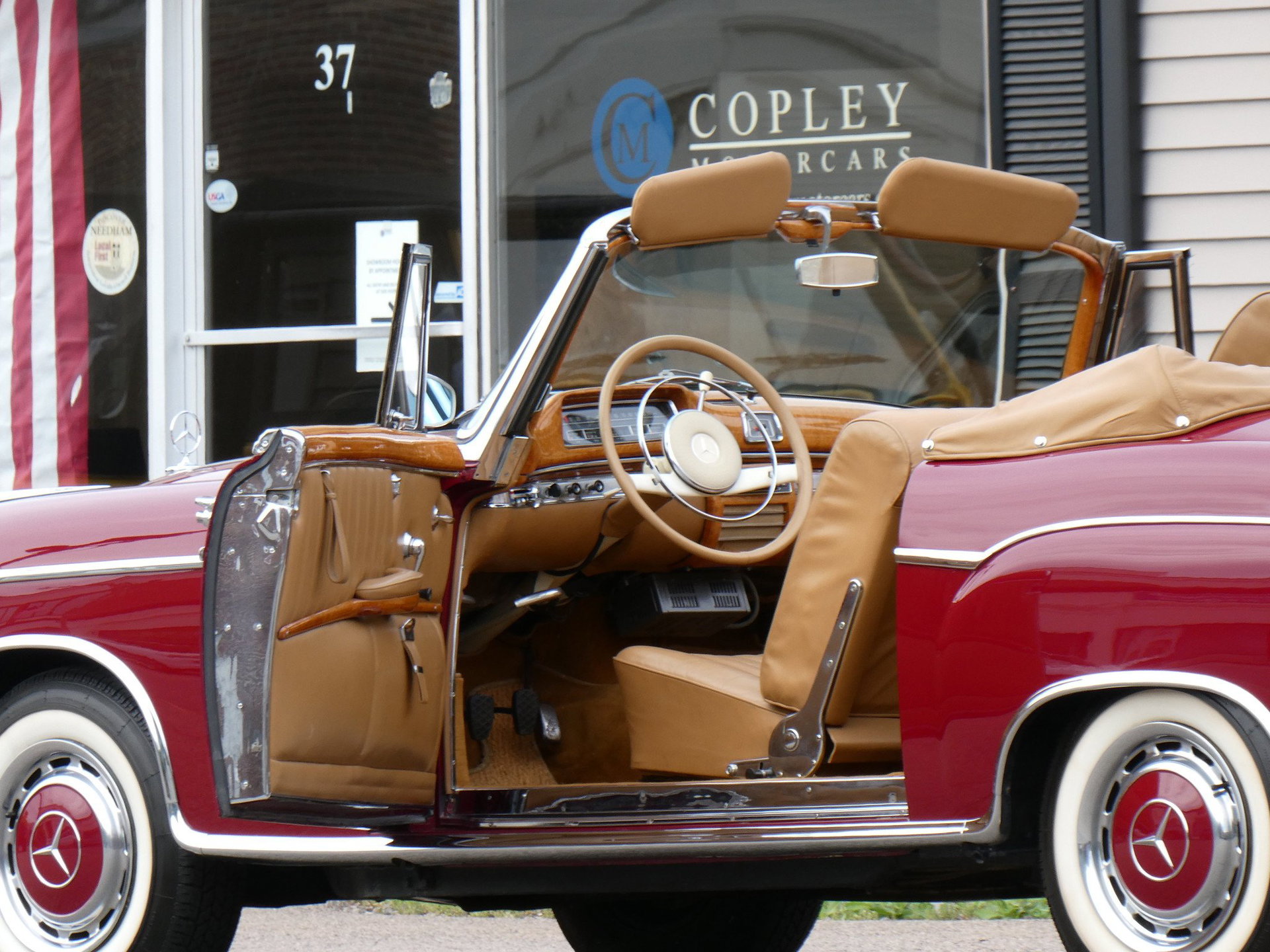 1960 Mercedes-Benz 220 - 220SE Ponton cabriolet | matching numbers original engine | wonderful older restoration | 4 speed manual | original USA delivery, foto 5