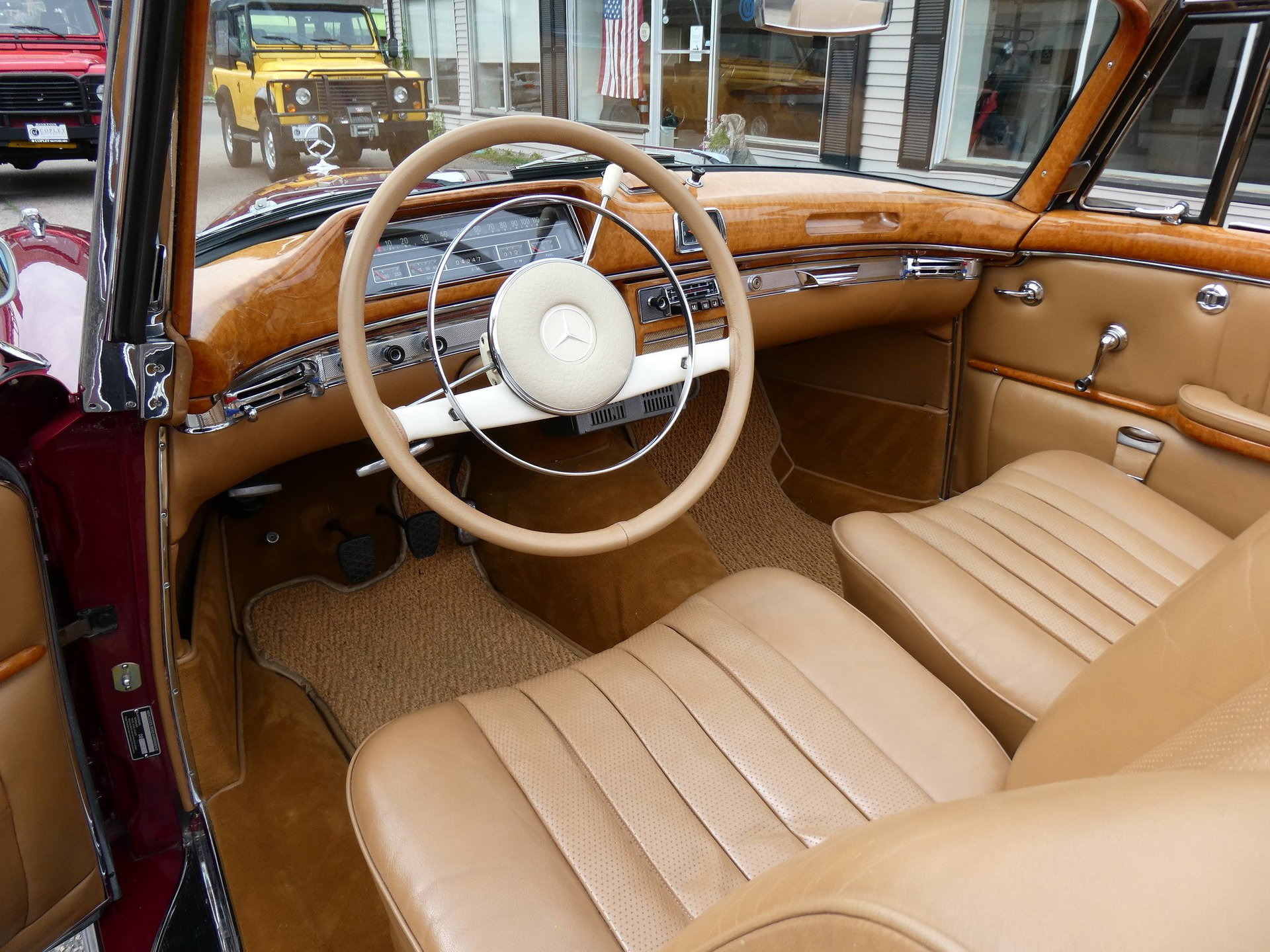 1960 Mercedes-Benz 220 - 220SE Ponton cabriolet | matching numbers original engine | wonderful older restoration | 4 speed manual | original USA delivery, foto 7