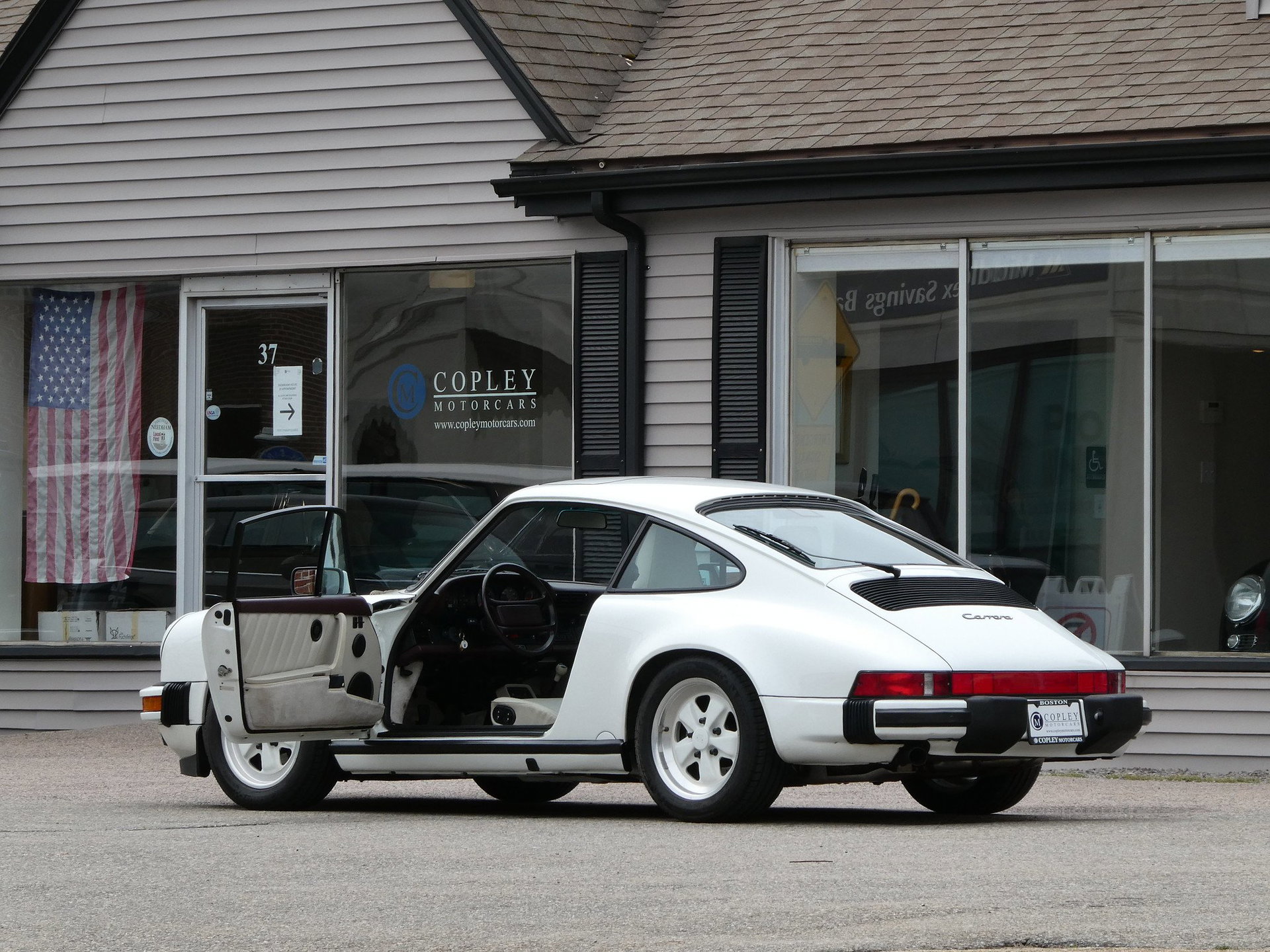 1988 Porsche 911 "G" - G50 speed | all matching numbers | just 29,525 miles from new | original manuals and maintenance booklet | exceptional throughout, foto 5