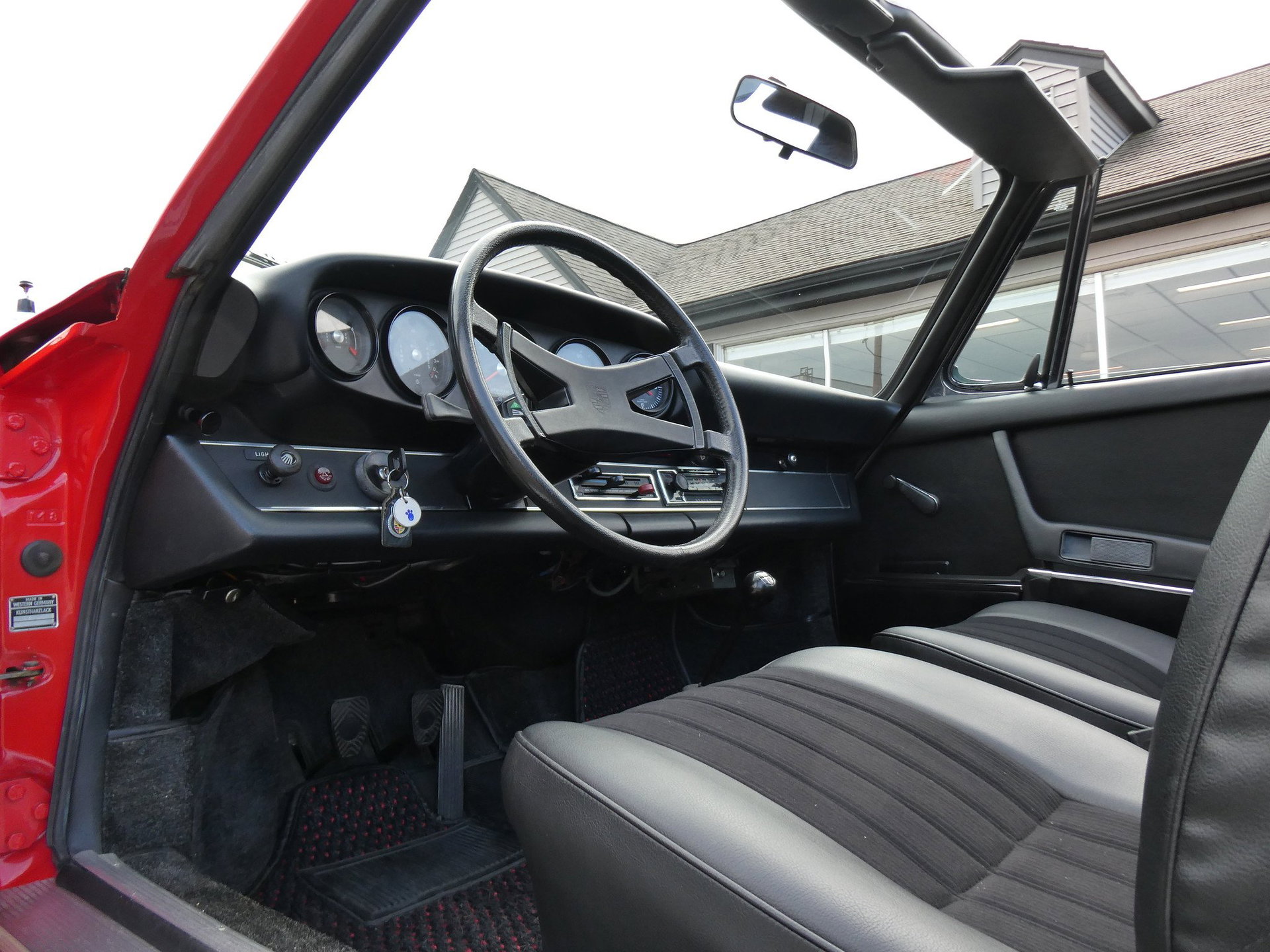 1973 Porsche 911 - 911 T Targa | all matching numbers | original colors | original owner's manuals and maintenance booklet | Bosch fuel injection, foto 9