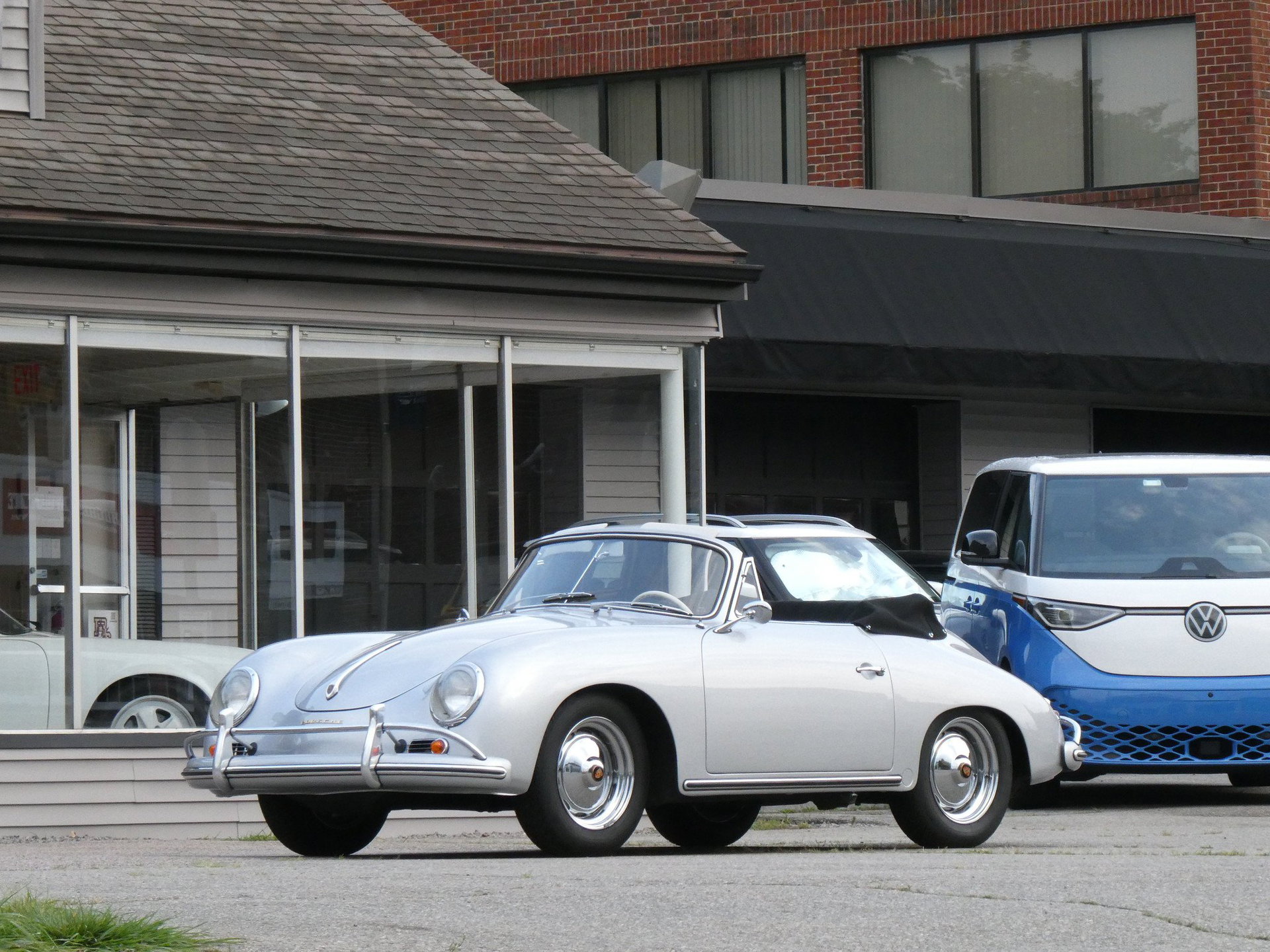 1958 Porsche 356 - 1958 356 A cabriolet | uprated 75hp 356 B Super engnine | specialist restoration | original colors, foto 2