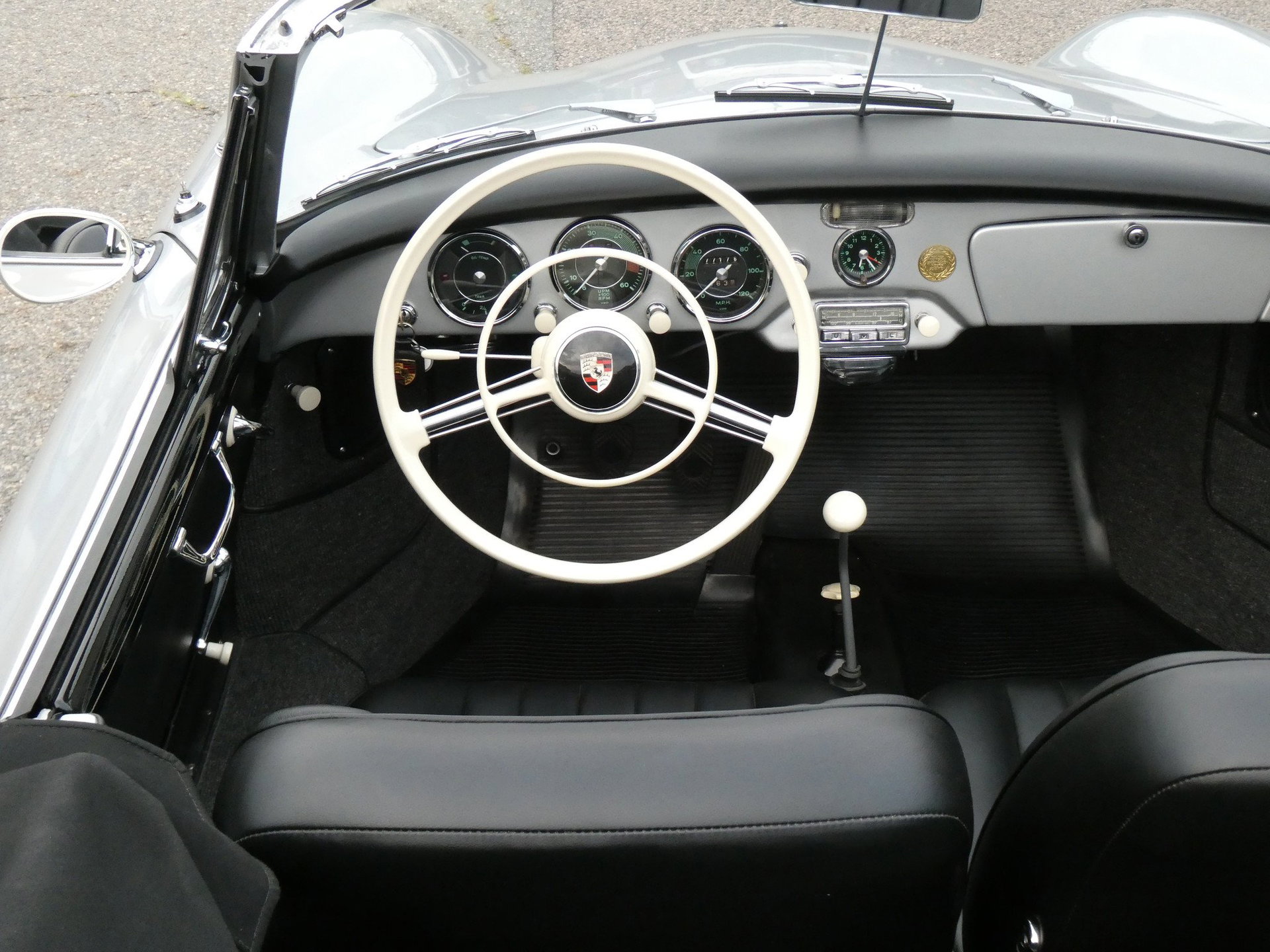 1958 Porsche 356 - 1958 356 A cabriolet | uprated 75hp 356 B Super engnine | specialist restoration | original colors, foto 9