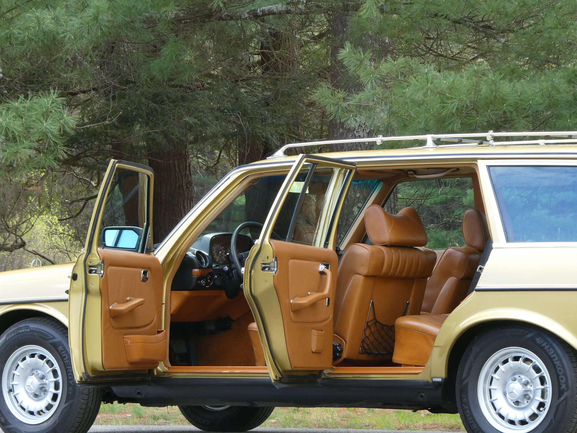 1979 Mercedes-Benz E-Class - 300TD station wagon | spectacular original colors | wonderful condition throughout, foto 5