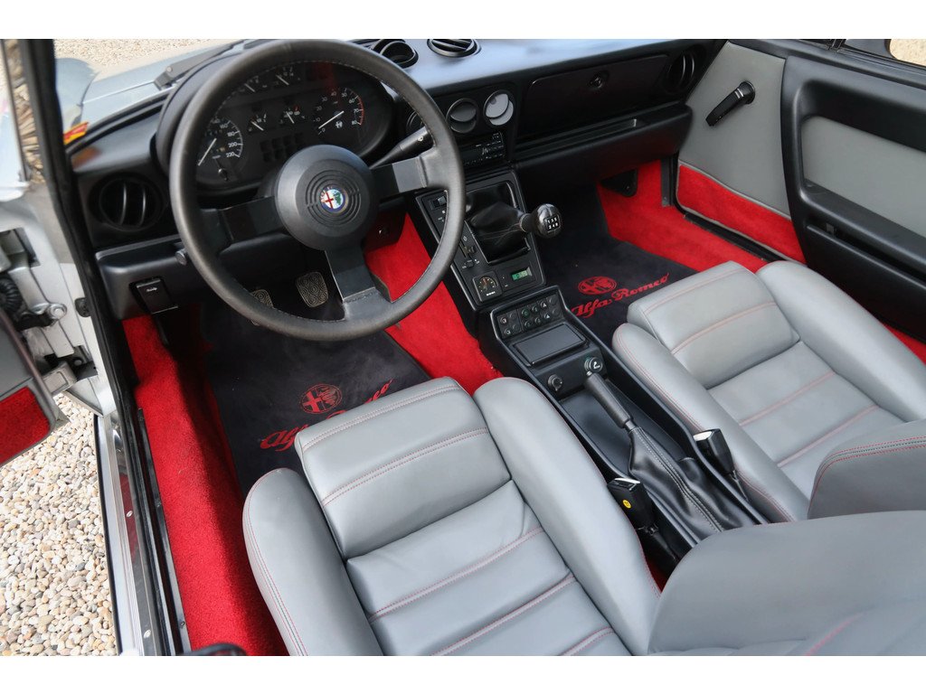 1988 Alfa Romeo Spider - 2.0 QV "Argento", foto 11