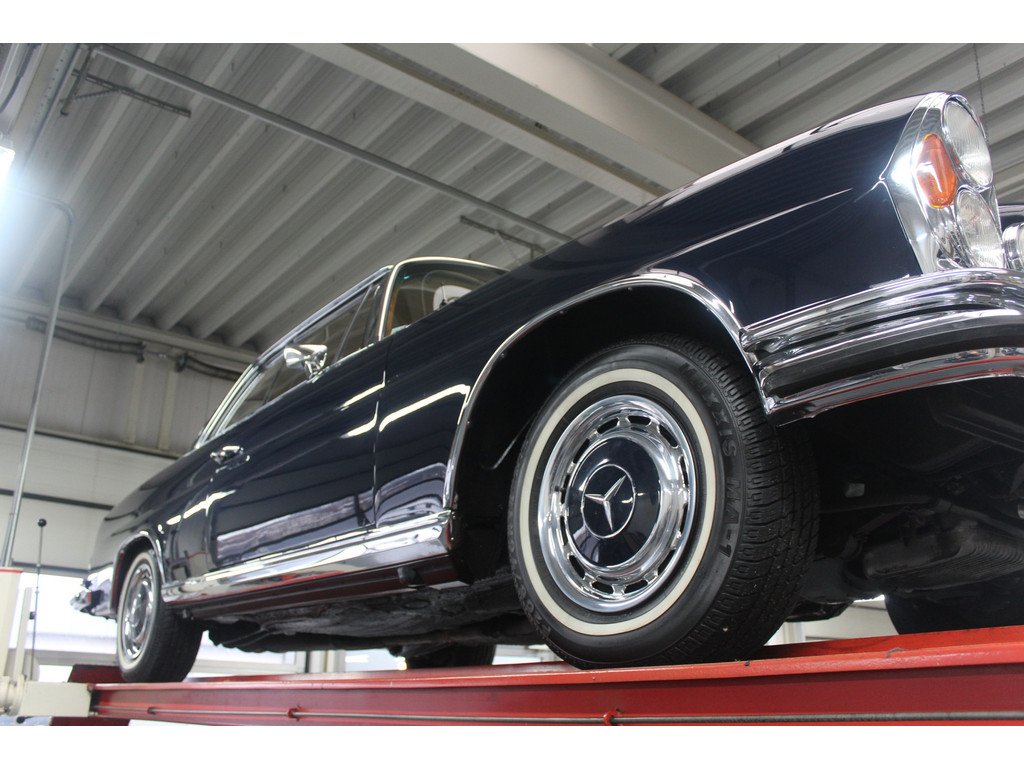 1970 Mercedes-Benz S-Class W111/112 - 280 SE 3.5 Coupe "Flachkühler", foto 10