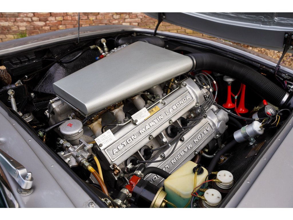 1974 Aston Martin DBS, foto 4