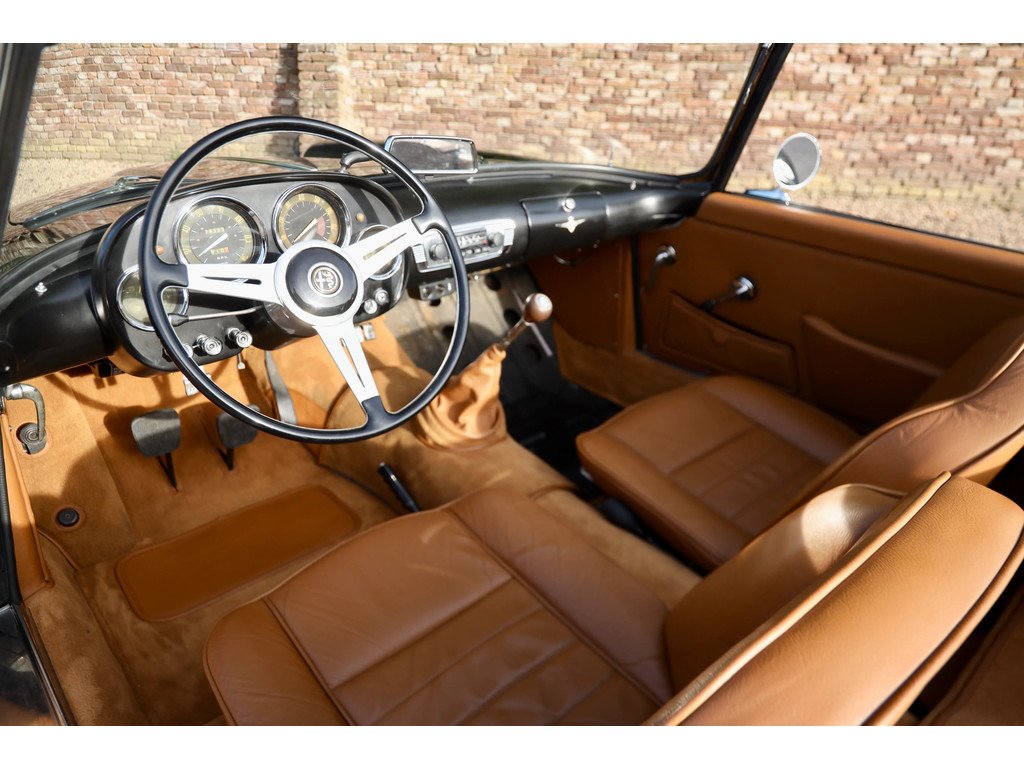 1961 Alfa Romeo 2000 - Touring Spider, foto 3