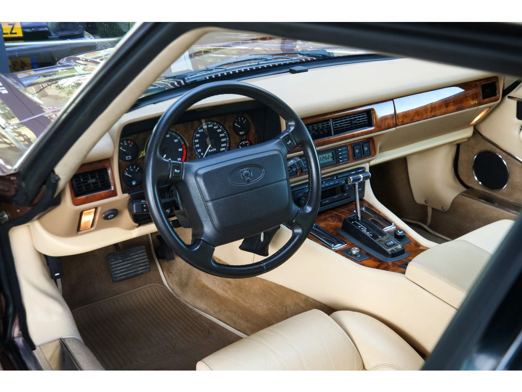 1994 Jaguar XJS - 4.0 Coupe "Rose Bronze - 116.000 kms", foto 3