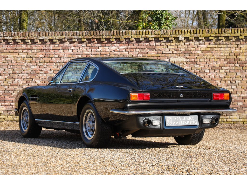 1972 Aston Martin DBS - V8 Series 2 "Five-speed manual and four Webers", foto 2