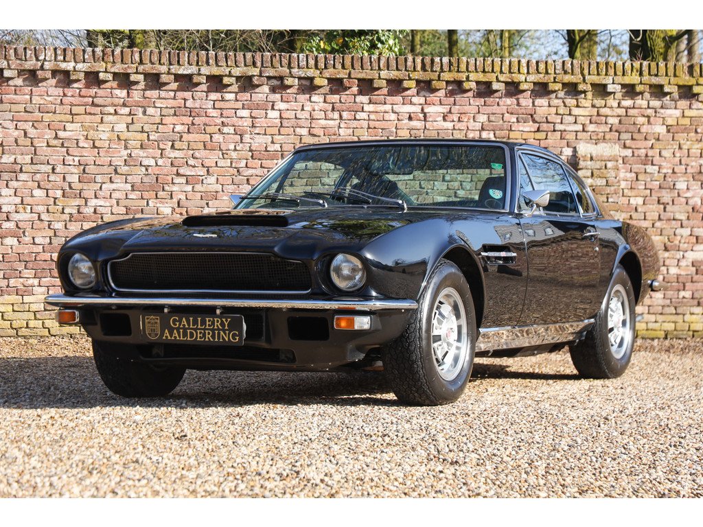 1972 Aston Martin DBS - V8 Series 2 "Five-speed manual and four Webers", foto 1