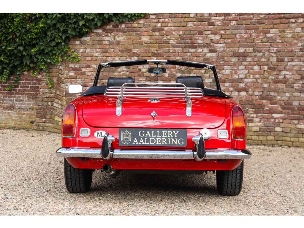 1971 MG B - Roadster Overdrive "Restored condition", foto 6