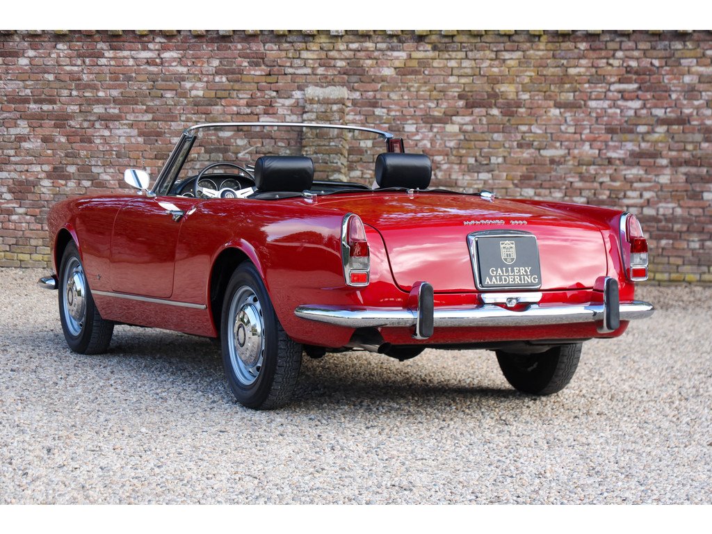 1962 Alfa Romeo 2600, foto 2