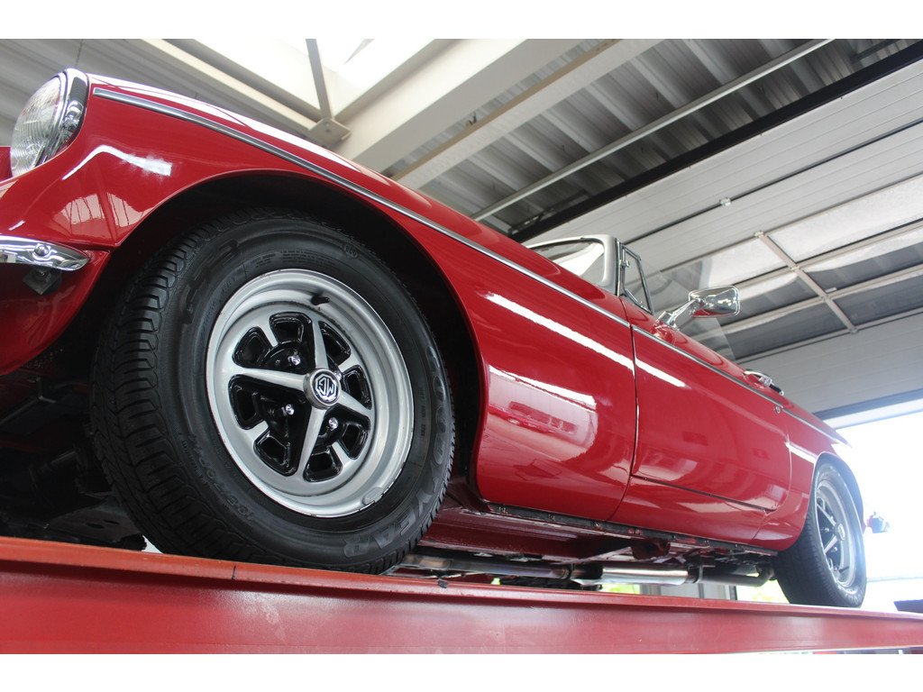 1971 MG B - Roadster Overdrive "Restored condition", foto 9