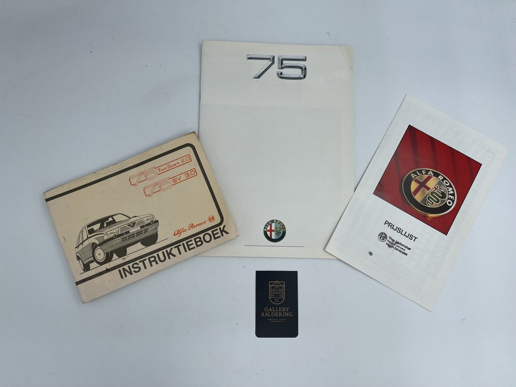 1988 Alfa Romeo 75 - 2.0 Twin Spark "Nicely preserved", foto 7