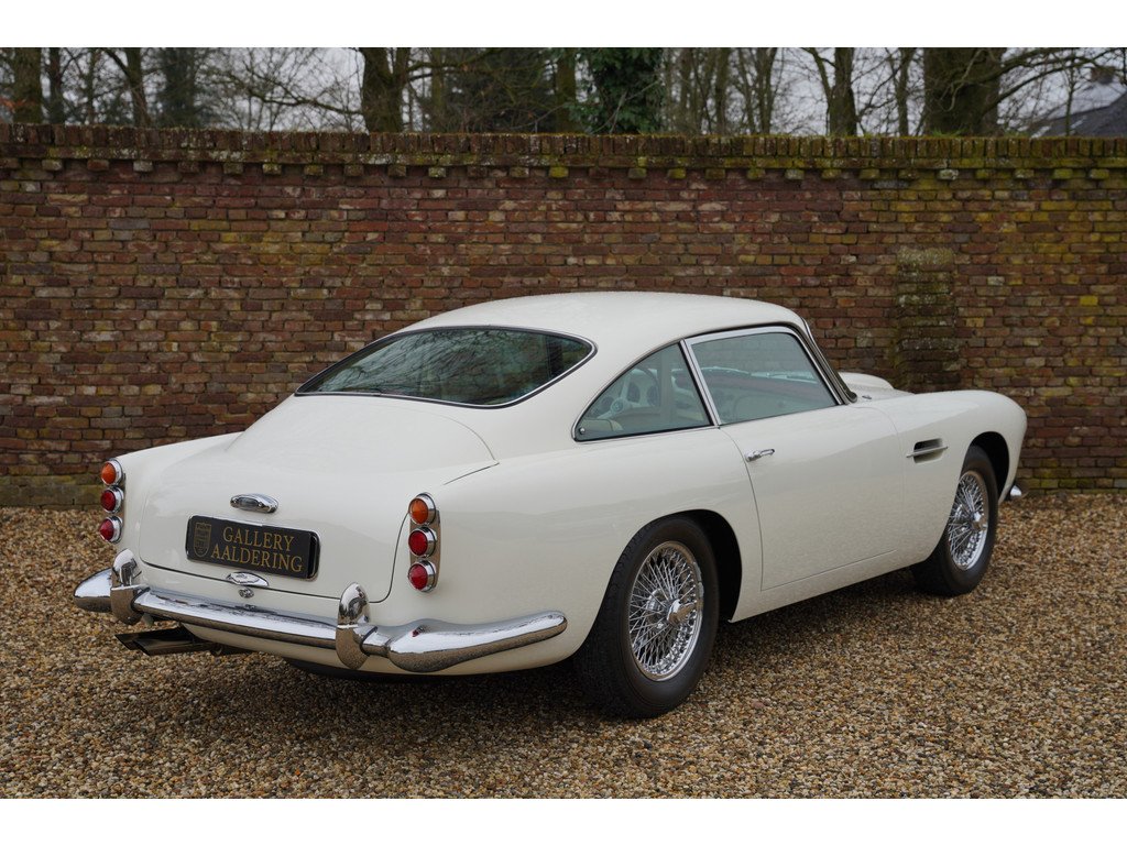 1961 Aston Martin DB4, foto 2