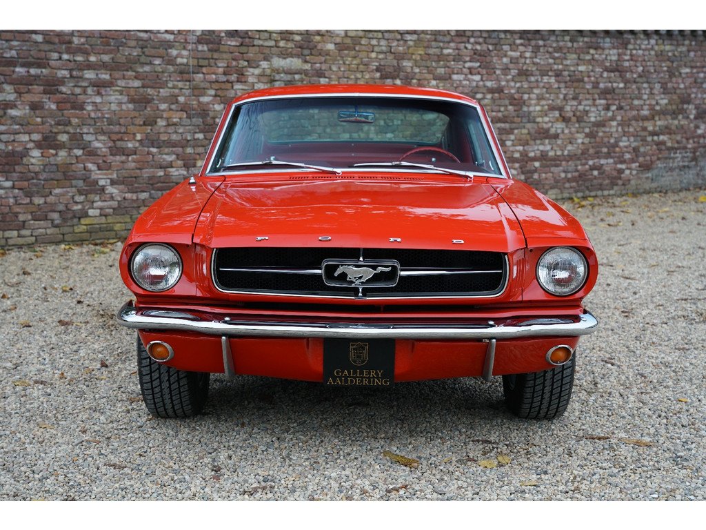 1965 Ford Mustang - 289 Fastback "An A-code in Triple Red", foto 5