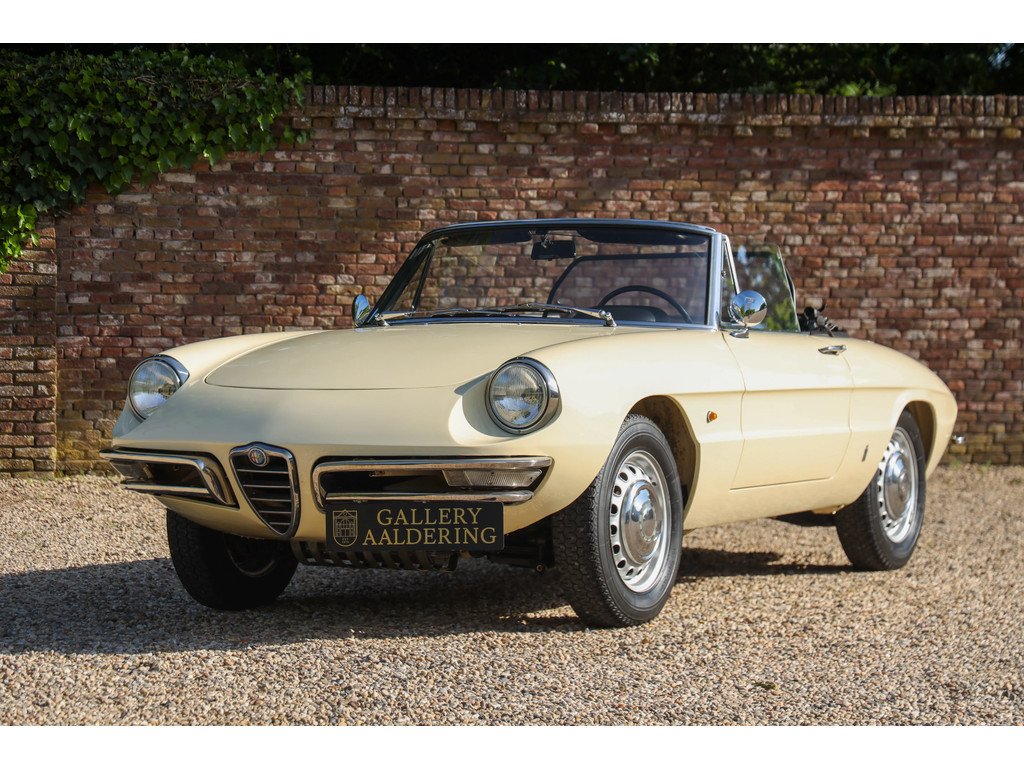 1967 Alfa Romeo Spider - Duetto 1600, foto 1