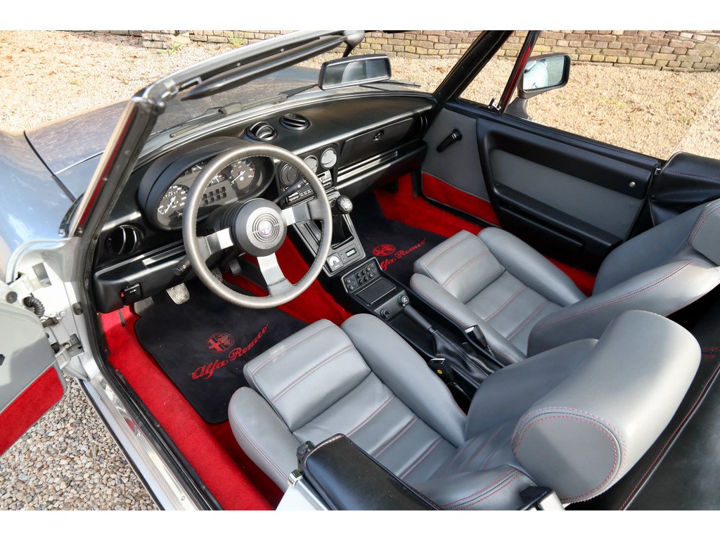 1988 Alfa Romeo Spider - 2.0 QV "Argento", foto 3