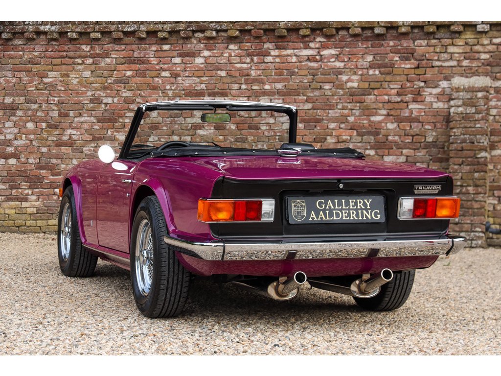 1974 Triumph TR6, foto 2