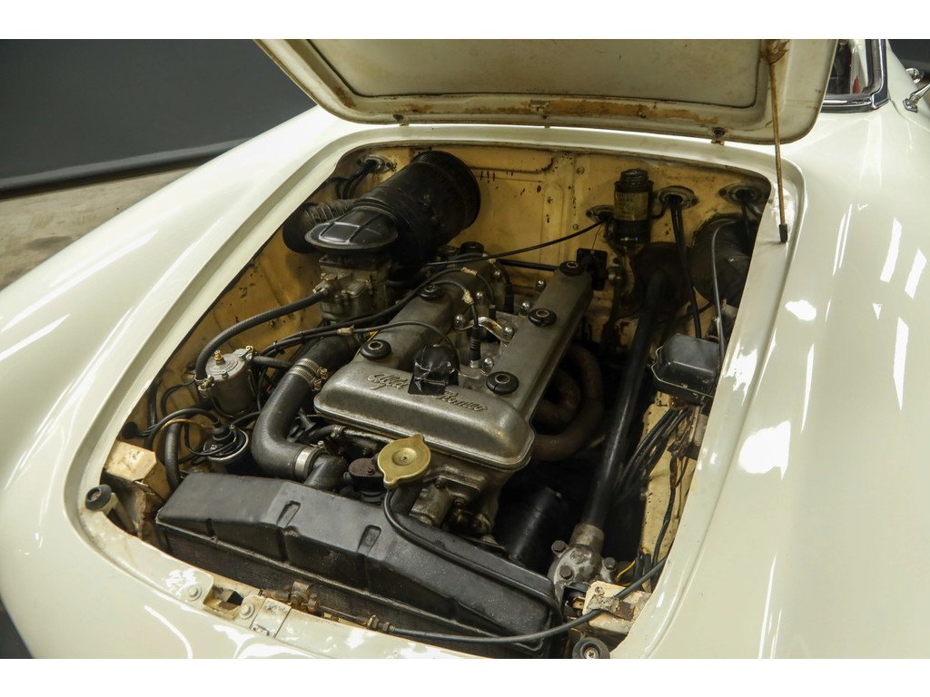 1957 Alfa Romeo Giulietta - Spider by Pinin Farina "A driver’s car par excellence", foto 4