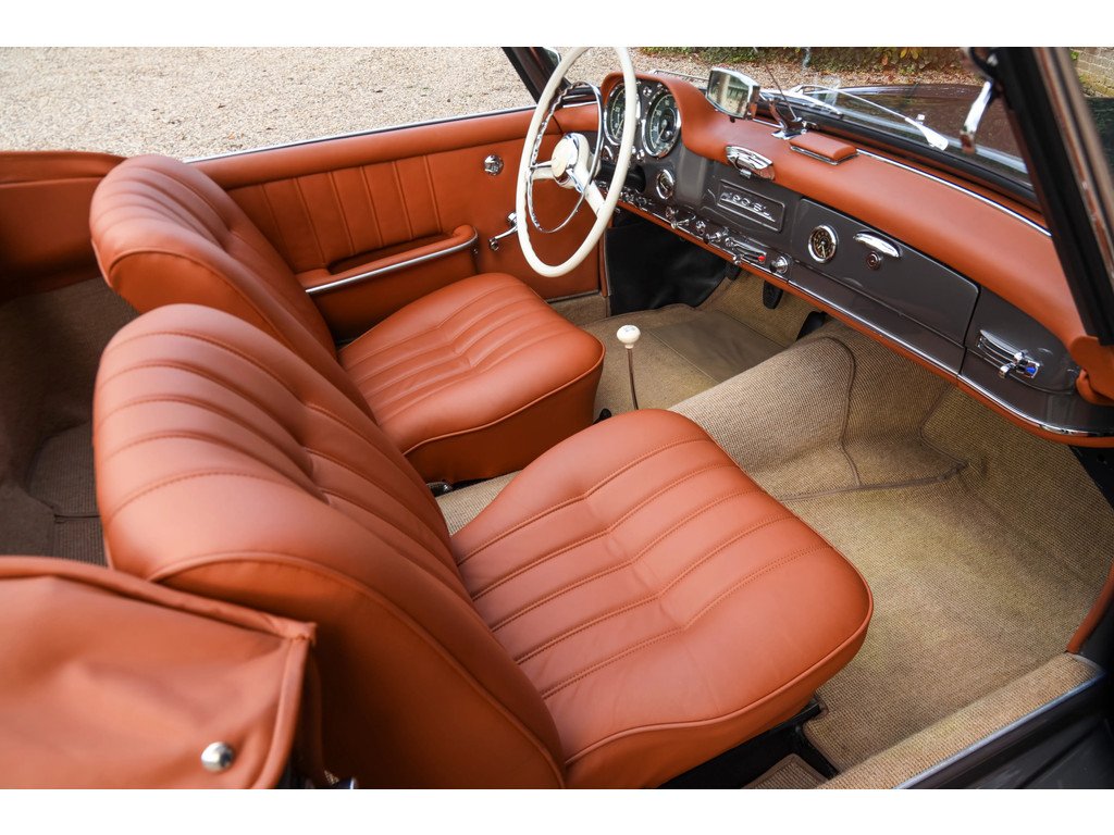 1960 Mercedes-Benz SL 190 - SL Roadster "Fully restored and matching numbers", foto 10