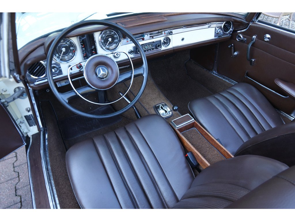 1967 Mercedes-Benz S-Class Heckflosse - 250 SL Pagode, foto 3