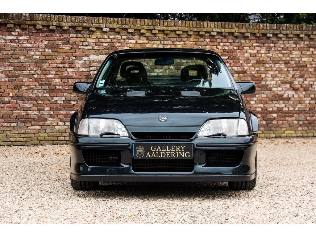 1992 Lotus Omega, foto 12