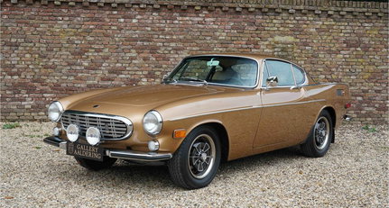 1971 Volvo P1800