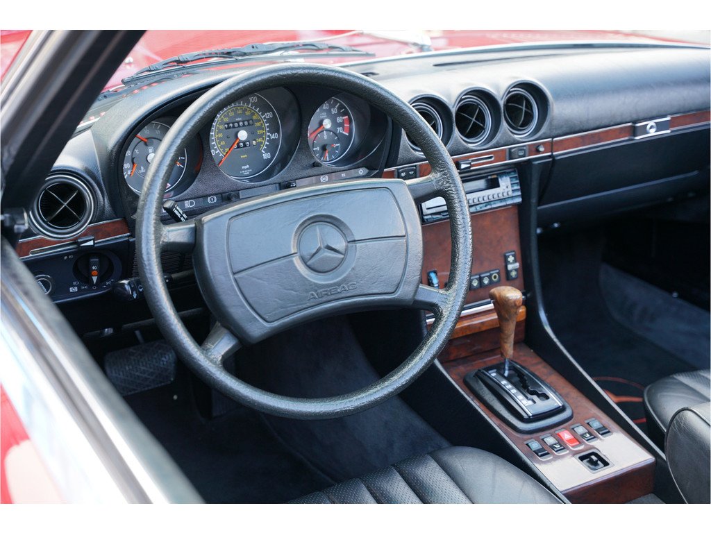 1983 Mercedes-Benz SL - SL500 "Signal Red like Bobby Ewing's Car", foto 12