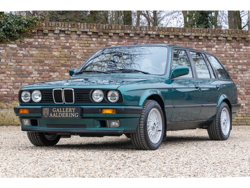 1993 BMW 3 Series - 316i touring "Design Edition" with 47.000 kms, foto 1