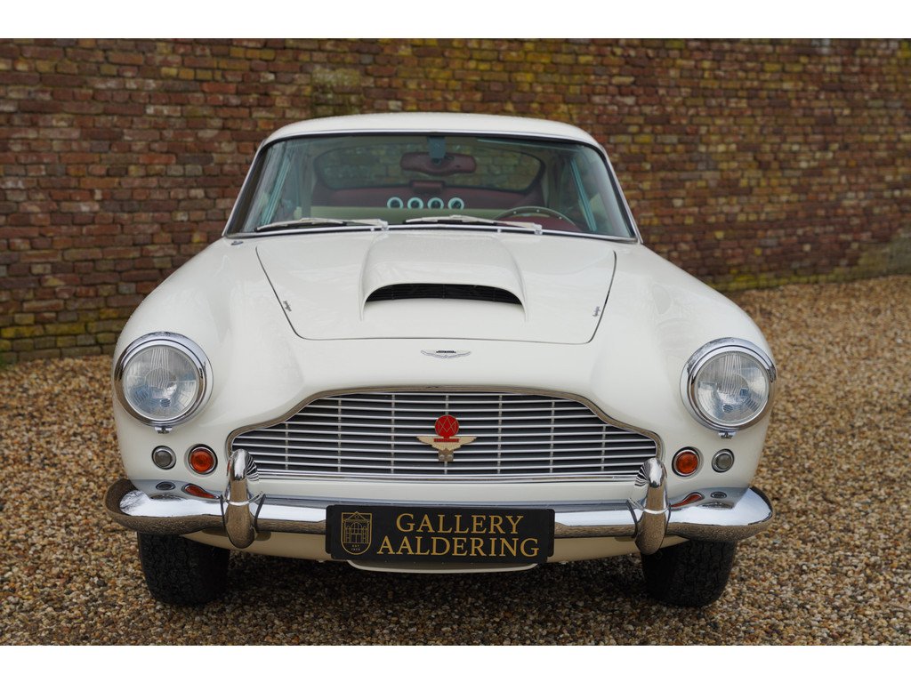1961 Aston Martin DB4, foto 5