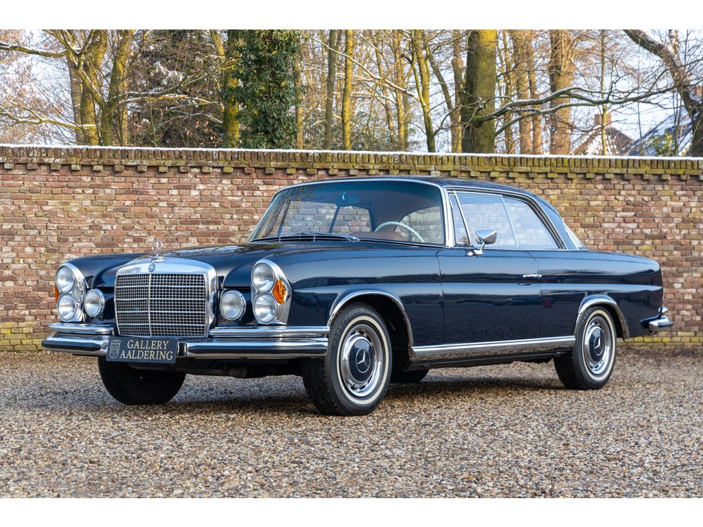 1970 Mercedes-Benz S-Class W111/112 - 280 SE 3.5 Coupe "Flachkühler", foto 1