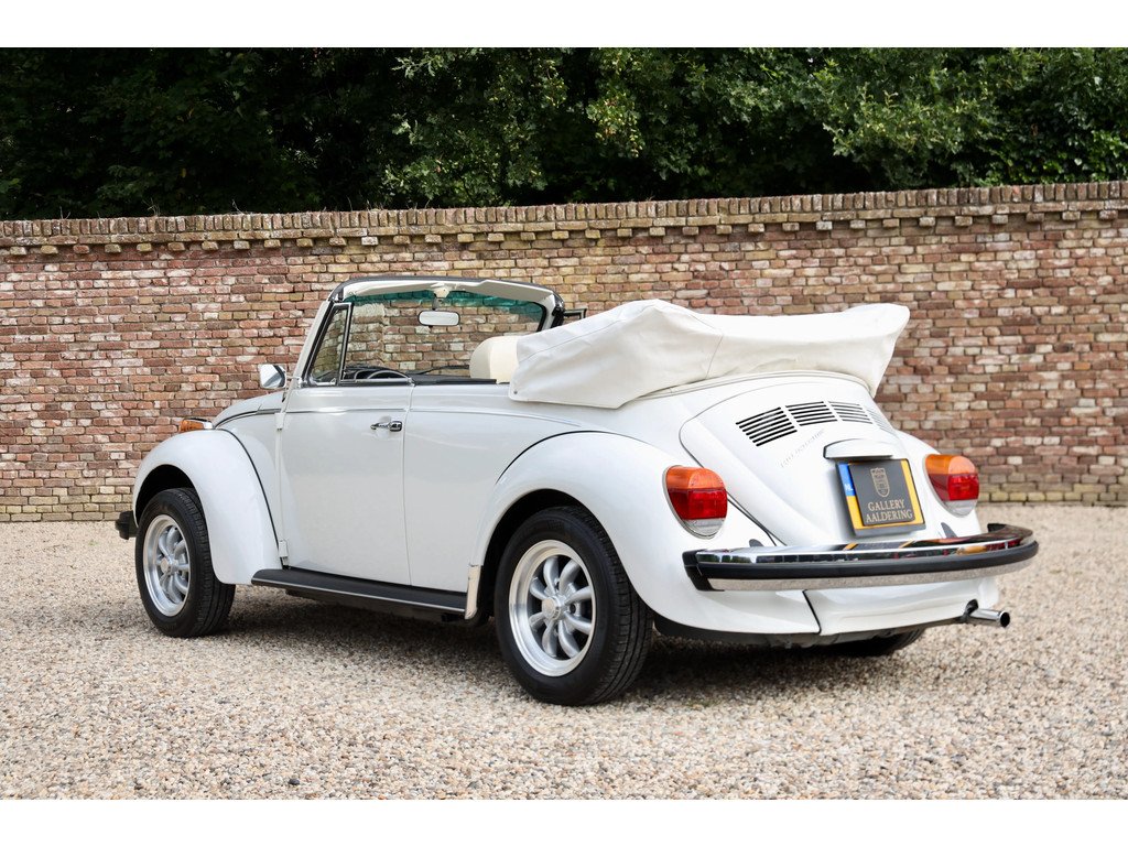 1977 VW Beetle - 1303 Convertible "Champagne Limited Edition", foto 2