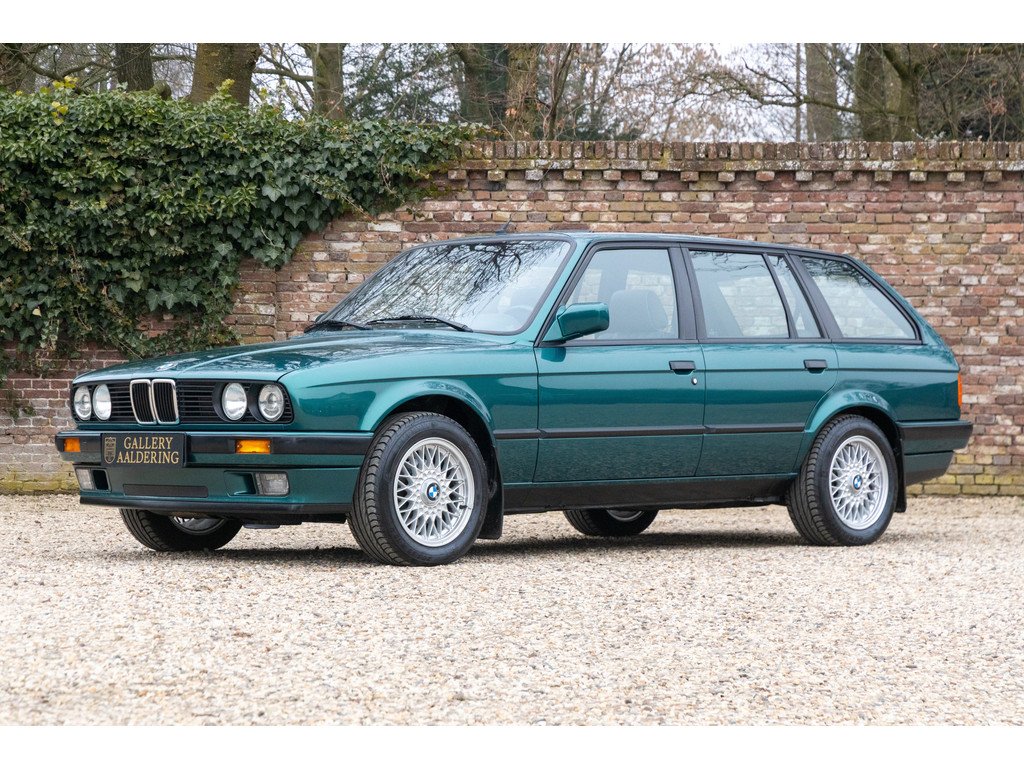 1993 BMW 3 Series - 316i touring "Design Edition" with 47.000 kms, foto 12