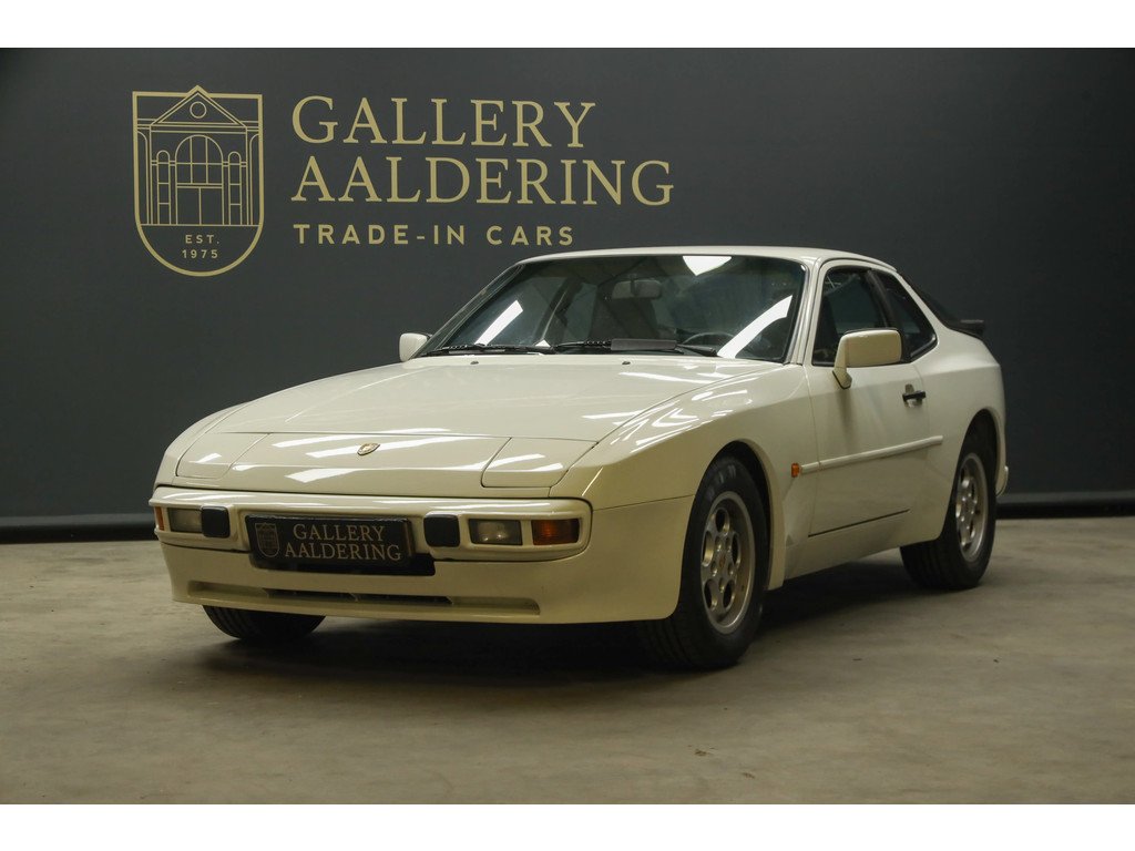 1986 Porsche 944 - 2.5 Coupé "Alpinweiß", foto 1
