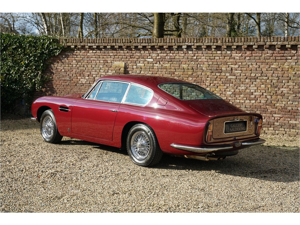 1966 Aston Martin DB6, foto 2