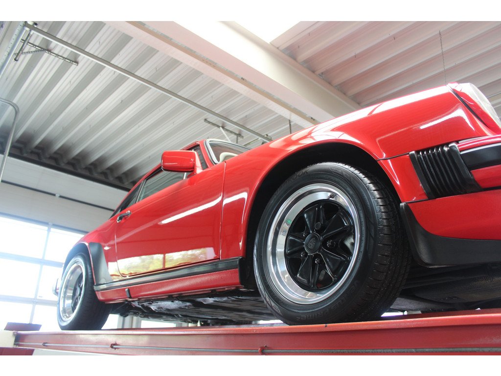 1988 Porsche 911 "G" - 3.2 Carrera Coupé "In well-preserved condition", foto 12