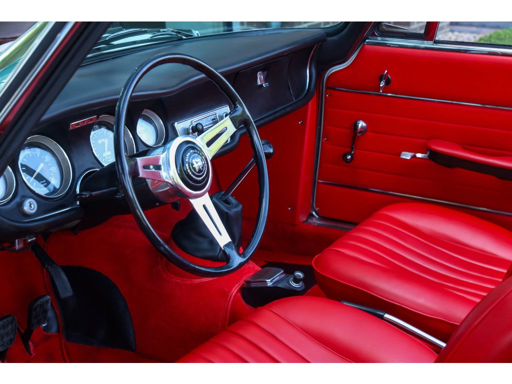 1966 Alfa Romeo Giulia, foto 3