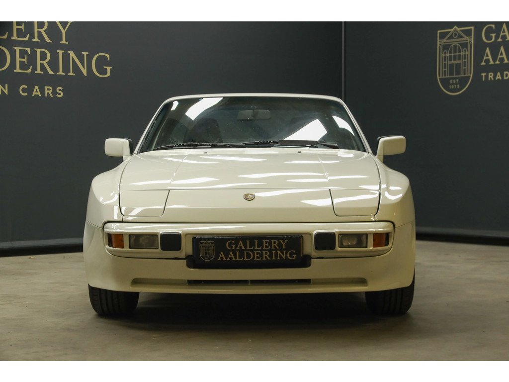 1986 Porsche 944 - 2.5 Coupé "Alpinweiß", foto 9