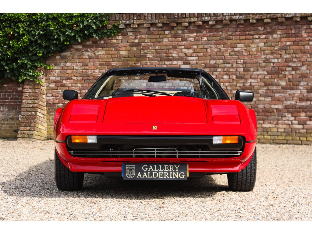 1981 Ferrari 308 - GTSi "Rosso Corsa", foto 5