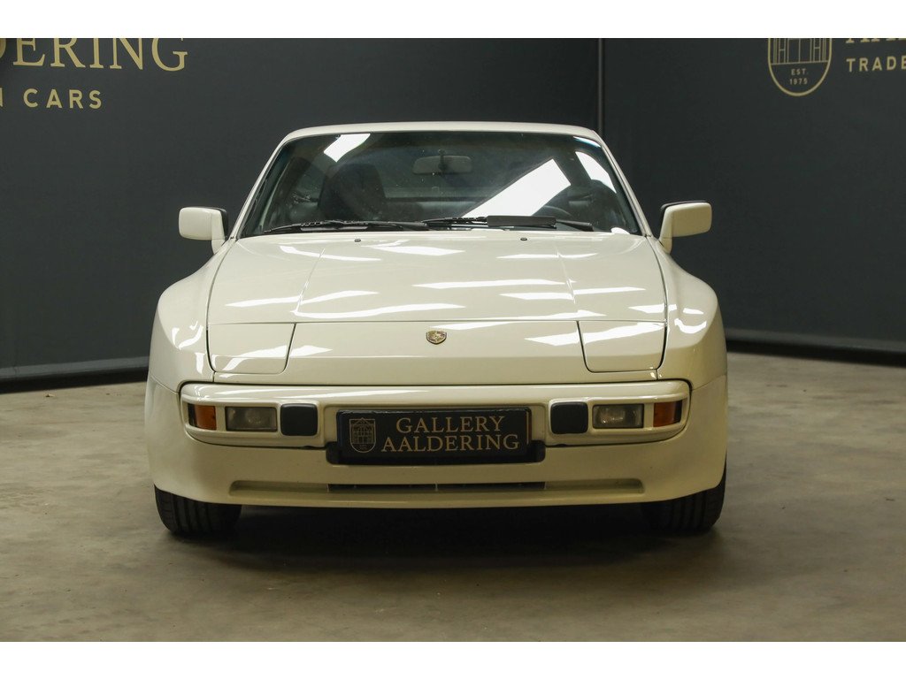 1986 Porsche 944 - 2.5 Coupé "Alpinweiß", foto 5