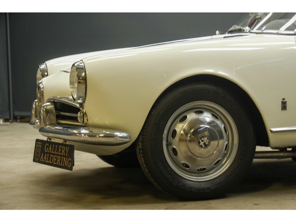 1957 Alfa Romeo Giulietta - Spider by Pinin Farina "A driver’s car par excellence", foto 12