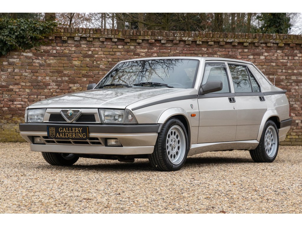 1988 Alfa Romeo 75 - 2.0 Twin Spark "Nicely preserved", foto 1
