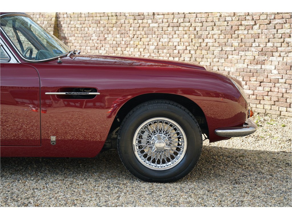 1966 Aston Martin DB6, foto 11